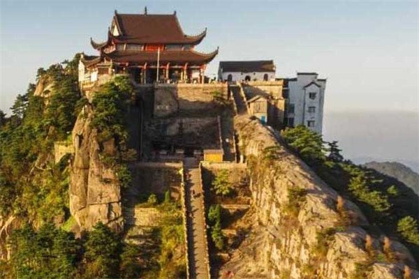 九华山