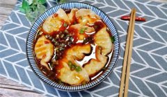 西安深受大众喜爱的名吃——清真酸汤水饺