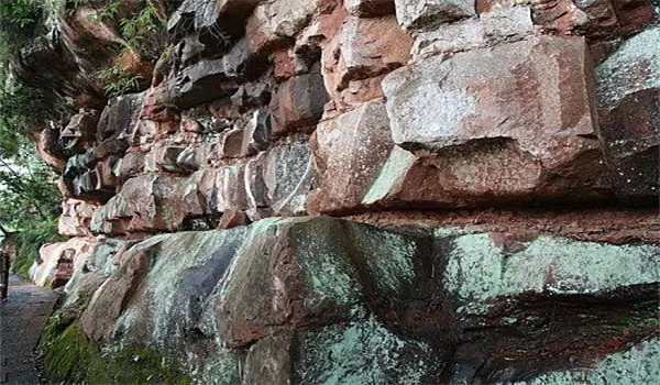 红崖赤壁——四面山