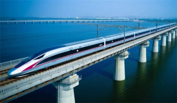 中国高铁究竟能跑多快