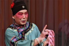 京剧中的“反串”是什么意思？