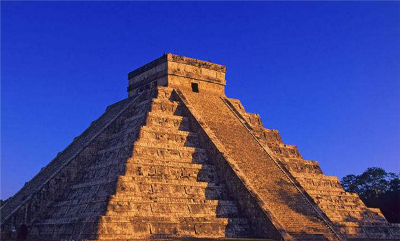 玛雅人的金字塔