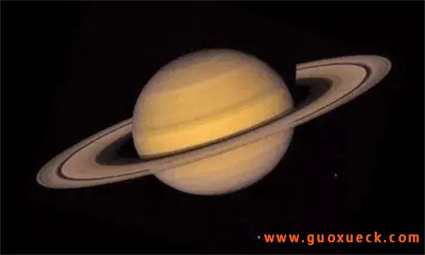 围绕土星的光环是什么