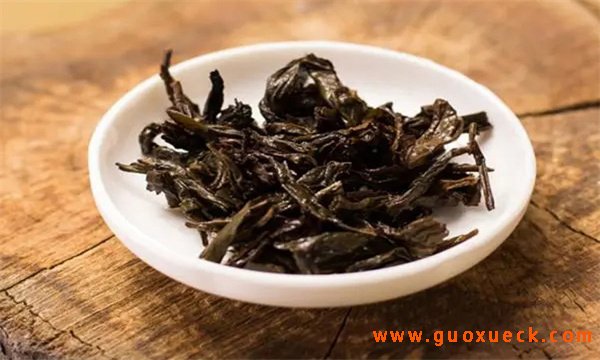 微辛的肉桂茶