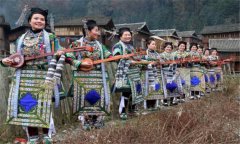 侗族传统服饰的特点及其历史演变