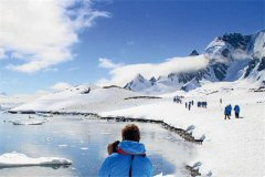 南极大陆是谁第一个发现的