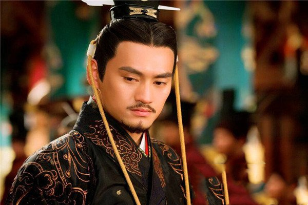 汉光武帝刘秀韬光养悔