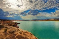 世界上海拔最高的大湖－的的喀喀湖简介