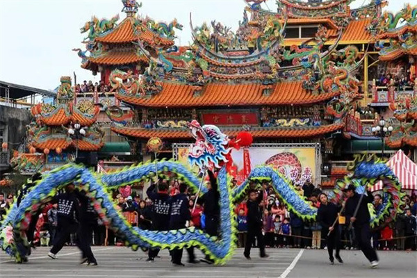 台湾节日民俗的频繁性